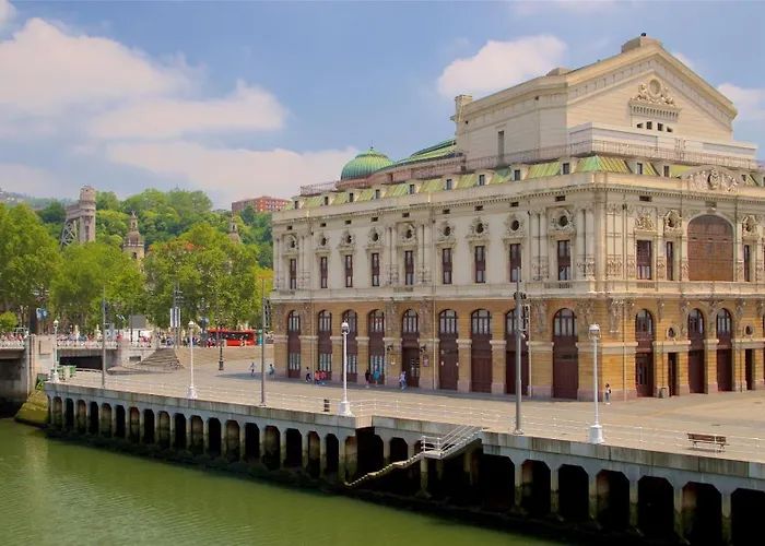 アパート Espacioso 3 Hab Dobles 2 Banos, Junto Ayuntamiento ビルバオ